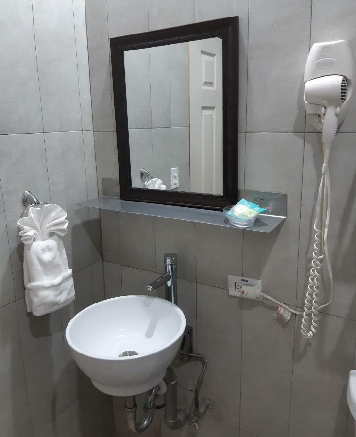 Maya Bella Downtown Hotel San Ignacio Eksteriør bilde