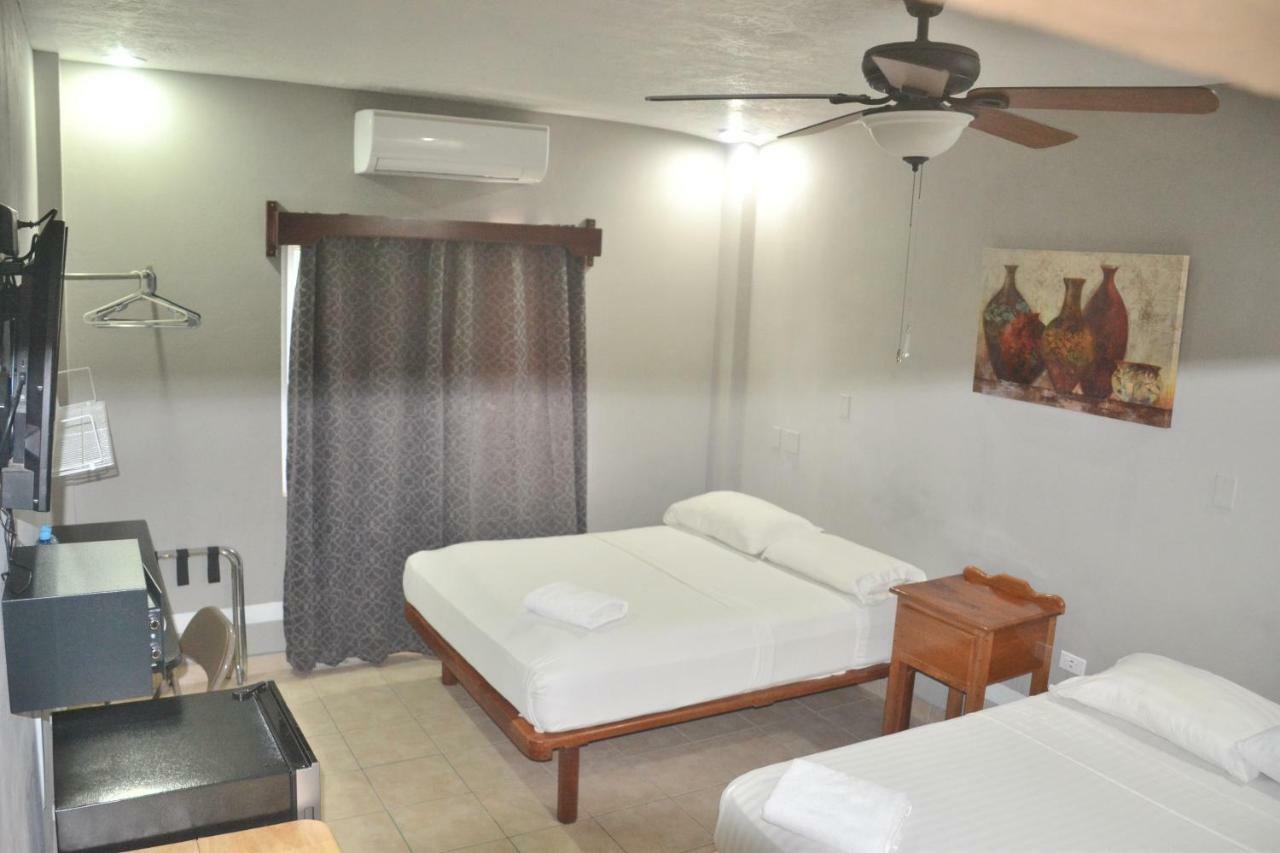 Maya Bella Downtown Hotel San Ignacio Eksteriør bilde